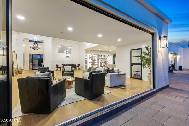 5614 N 75TH Place, Scottsdale, AZ 85250