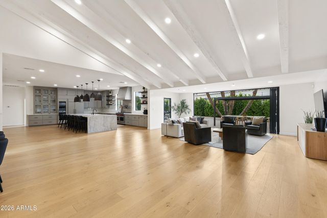 5614 N 75TH Place, Scottsdale, AZ 85250