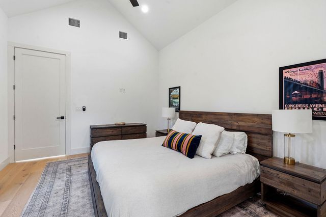 4313 Jinx Ave 1, Austin, TX 78745