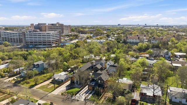 4313 Jinx Ave 1, Austin, TX 78745