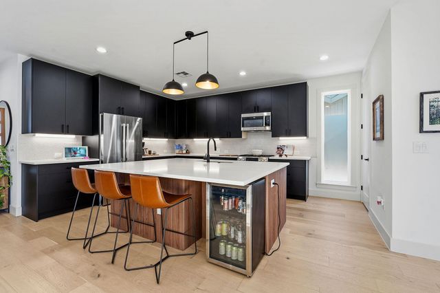 4313 Jinx Ave 1, Austin, TX 78745