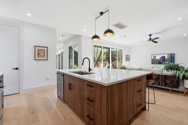 4313 Jinx Ave 1, Austin, TX 78745