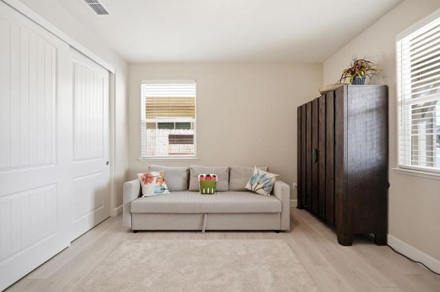 1196 Wildrose Drive, Hollister, CA 95023