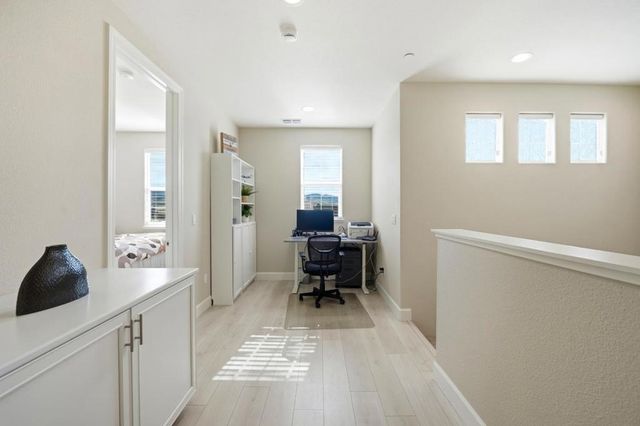 1196 Wildrose Drive, Hollister, CA 95023