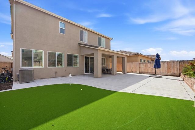 1196 Wildrose Drive, Hollister, CA 95023