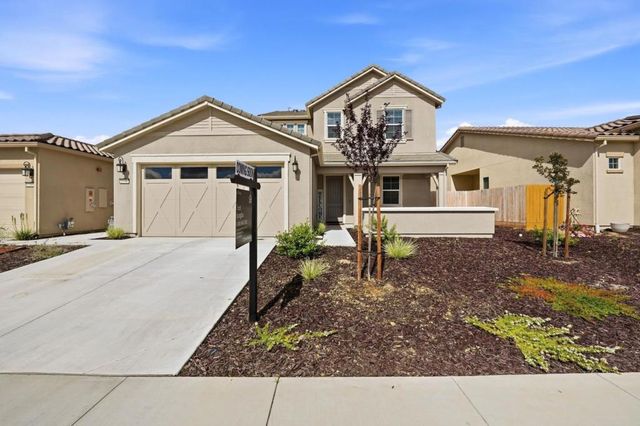 1196 Wildrose Drive, Hollister, CA 95023