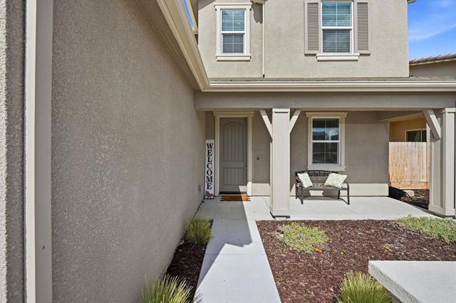 1196 Wildrose Drive, Hollister, CA 95023