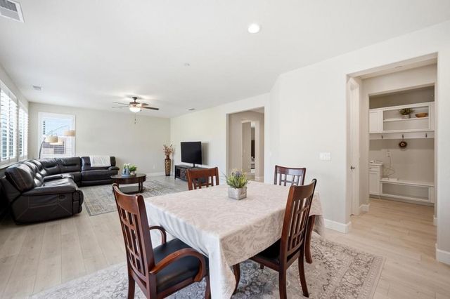 1196 Wildrose Drive, Hollister, CA 95023