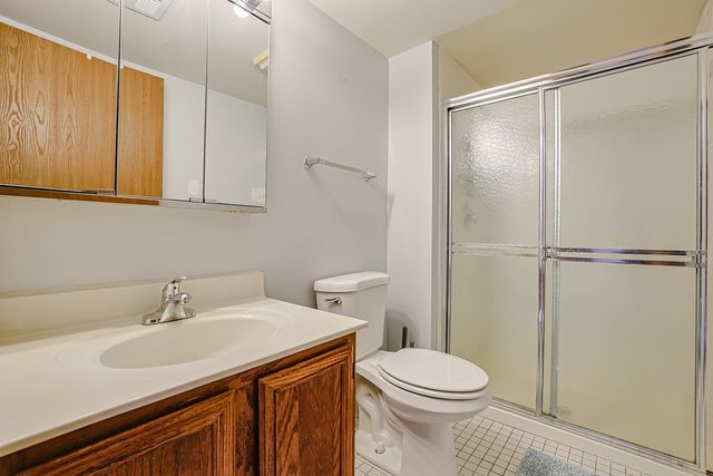 1520 N River West Court 3B, Mount Prospect, IL 60056