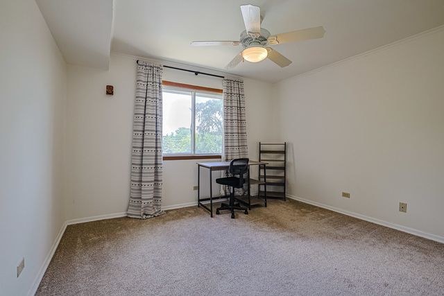 1520 N River West Court 3B, Mount Prospect, IL 60056