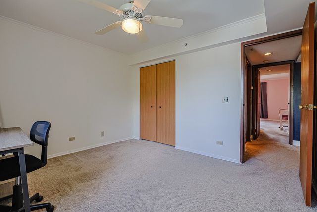 1520 N River West Court 3B, Mount Prospect, IL 60056
