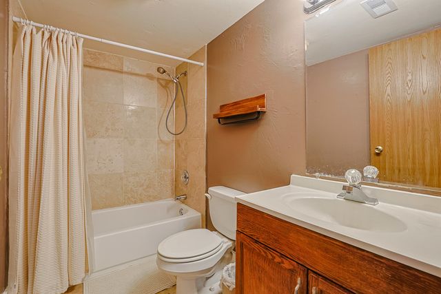 1520 N River West Court 3B, Mount Prospect, IL 60056