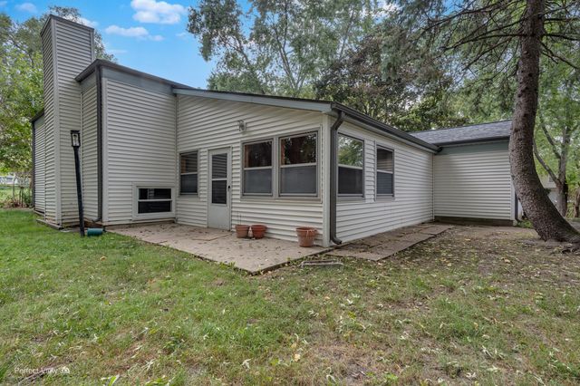 308 Pacific Drive, Bolingbrook, IL 60440