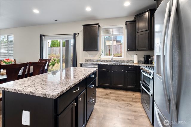 13813 67th Avenue E, Puyallup, WA 98373