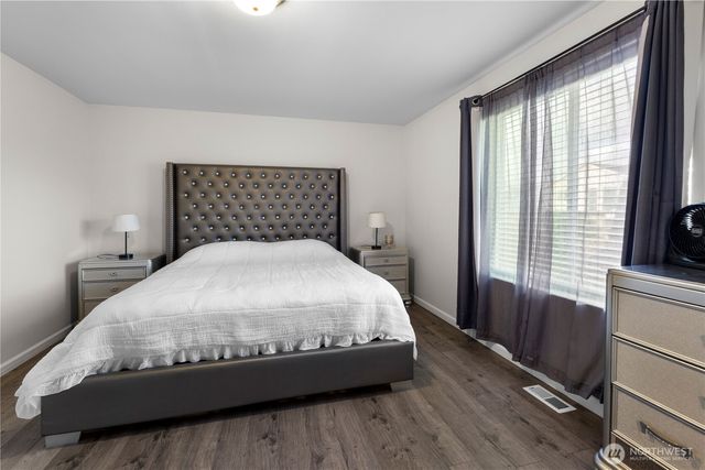 13813 67th Avenue E, Puyallup, WA 98373