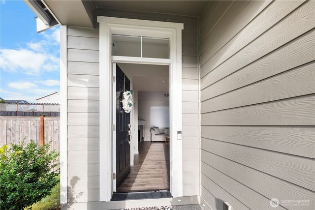 13813 67th Avenue E, Puyallup, WA 98373