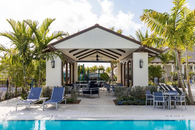 12854 SPRINGER Circle Stellar 40, Palm Beach Gardens, FL 33412