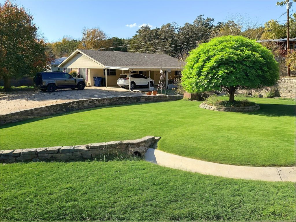 1818 Boot Hill Road, Granbury, TX 76049