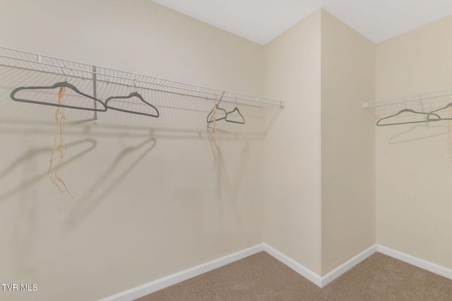 800 Pinhoti Street, Johnson City, TN 37604