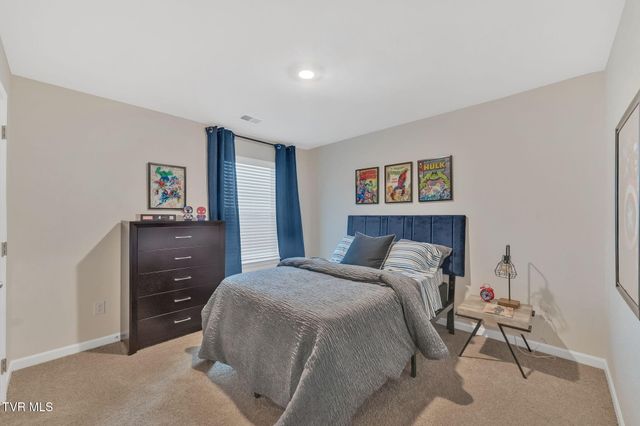 800 Pinhoti Street, Johnson City, TN 37604