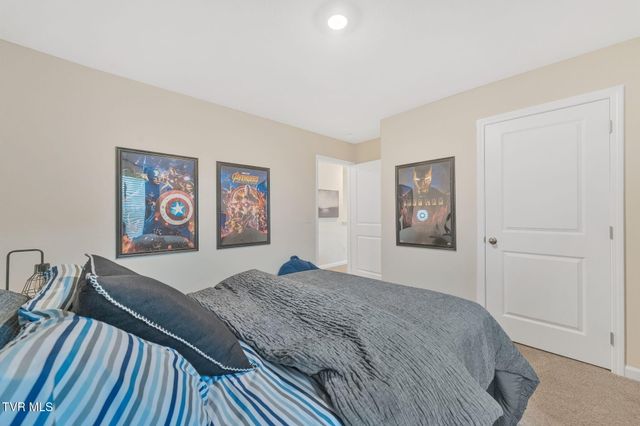 800 Pinhoti Street, Johnson City, TN 37604