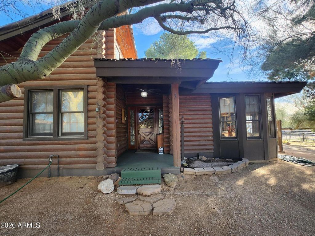 Image 2 of property listing at 5638 E SKINNER Drive, Cave Creek, AZ 85331