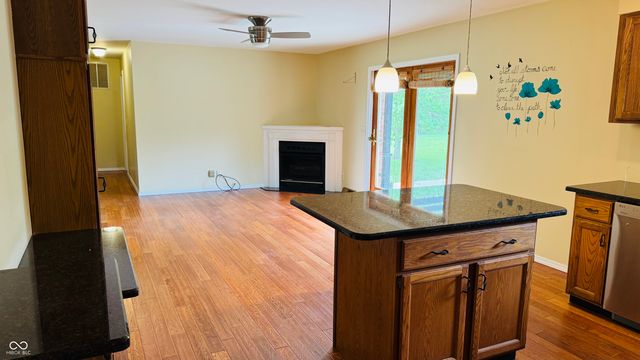 1770 S 825 E, Zionsville, IN 46077