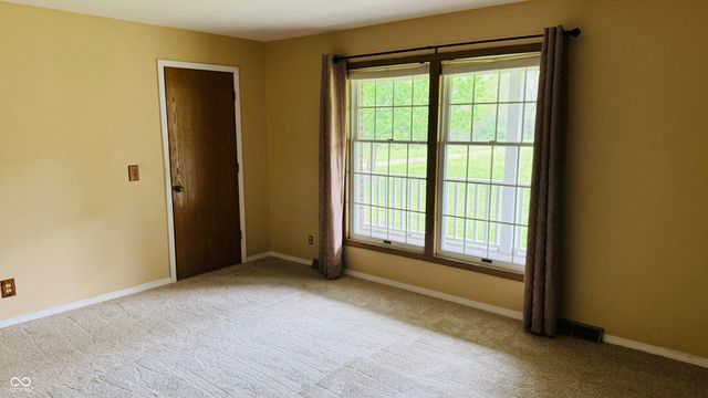 1770 S 825 E, Zionsville, IN 46077