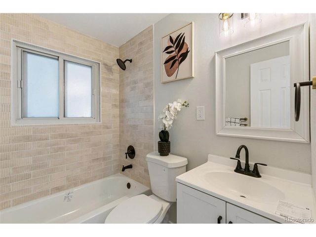 3148 Quentin St, Aurora, CO 80011