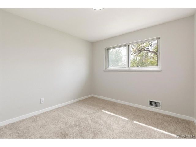 3148 Quentin St, Aurora, CO 80011