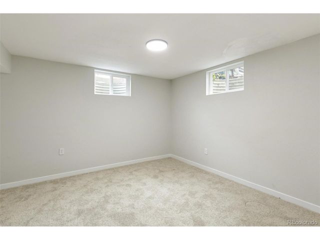 3148 Quentin St, Aurora, CO 80011