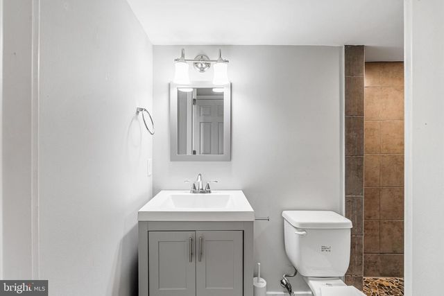 2122 SEARS ST, Philadelphia, PA 19146