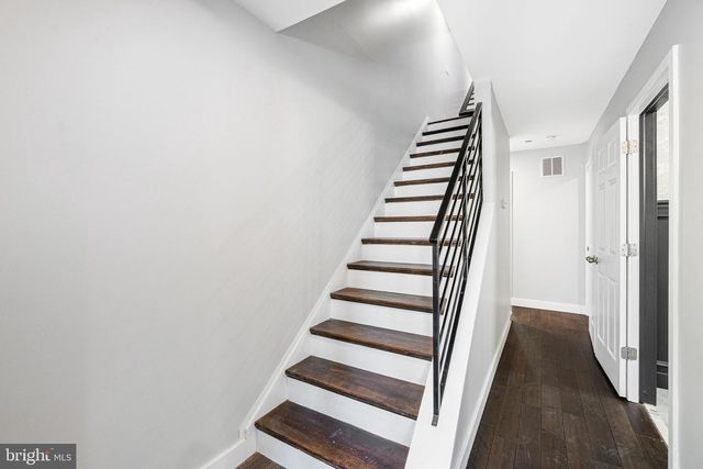 2122 SEARS ST, Philadelphia, PA 19146