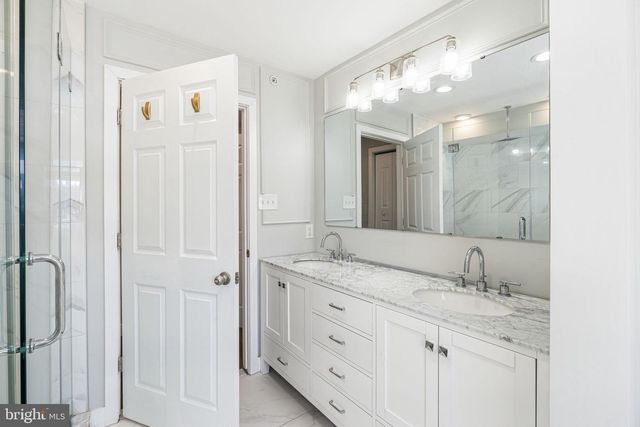 2122 SEARS ST, Philadelphia, PA 19146