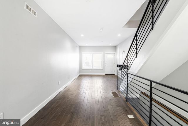 2122 SEARS ST, Philadelphia, PA 19146