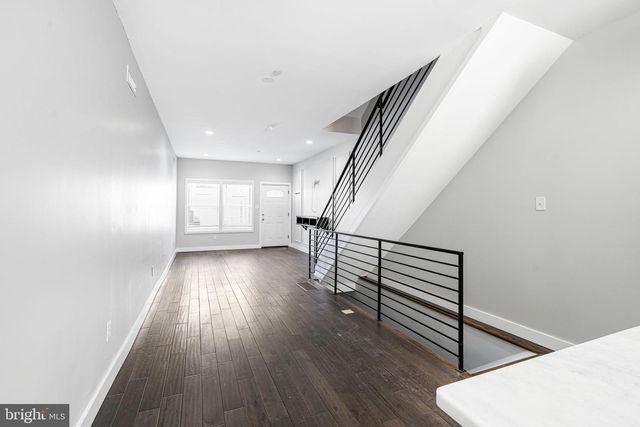 2122 SEARS ST, Philadelphia, PA 19146