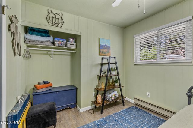 17100 S POCO Place, Munds Park, AZ 86017