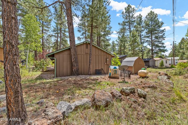 17100 S POCO Place, Munds Park, AZ 86017