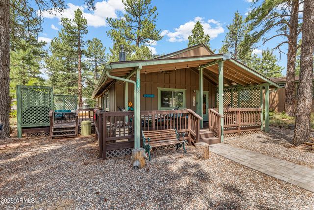 17100 S POCO Place, Munds Park, AZ 86017