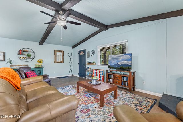 17100 S POCO Place, Munds Park, AZ 86017