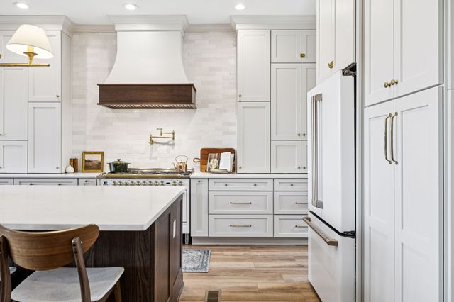 890 Hackberry Ln, Nunnelly, TN 37137