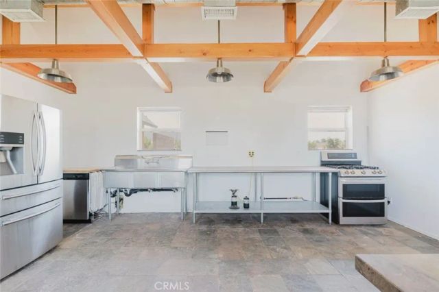 25320 Divinci Avenue, Lancaster, CA 93536