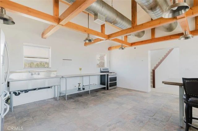 25320 Divinci Avenue, Lancaster, CA 93536