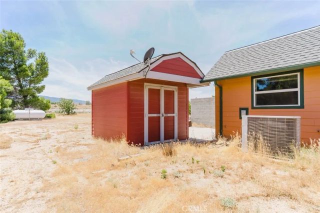 25320 Divinci Avenue, Lancaster, CA 93536