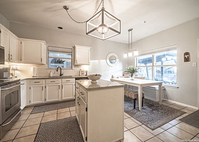 2366 Windmill, San Antonio, TX 78232