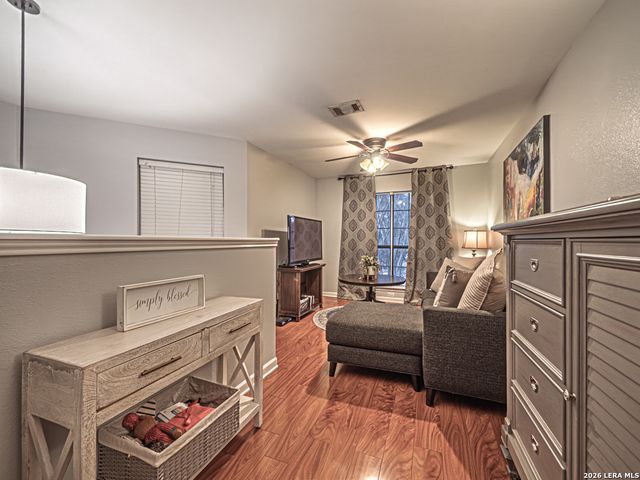 2366 Windmill, San Antonio, TX 78232