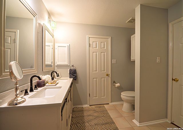 2366 Windmill, San Antonio, TX 78232