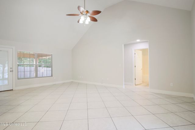 152 Sycamore Drive, Pass Christian, MS 39571