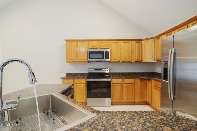 152 Sycamore Drive, Pass Christian, MS 39571