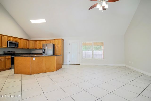152 Sycamore Drive, Pass Christian, MS 39571